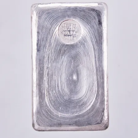 Tacka silver, KAR 999,9/1000 silver, ca 9,9x5,9cm, vikt: 1001,4g Vikt: 1001,6 g