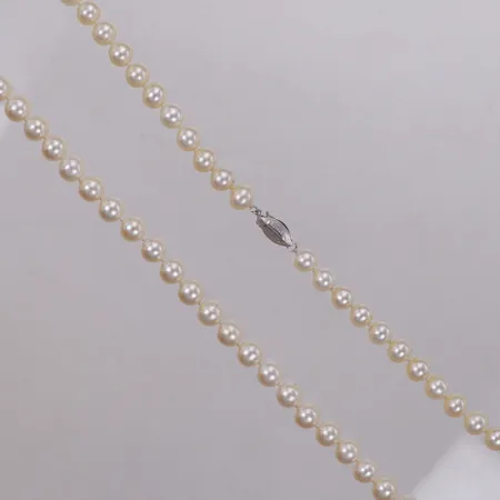 Pärlcollier med odlade pärlor ca Ø8,7mm, längd 51,5cm, Fortunoff, lås i vitguld, etui, 14K Vikt: 29,8 g