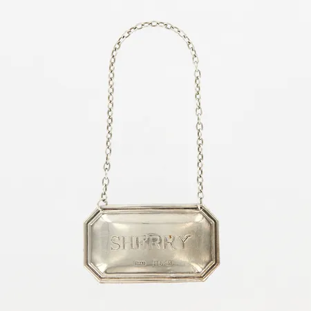 Plakat med texten Sherry, 52x30mm,  kedja ca 16cm, silver  Vikt: 10,5 g