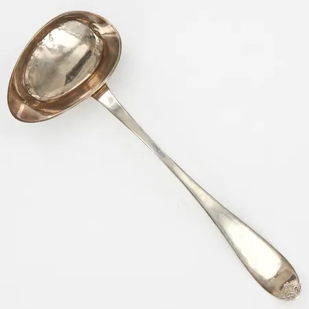Slev, 34cm, gravyr, bucklor, silver 830/1000 Vikt: 183,4 g
