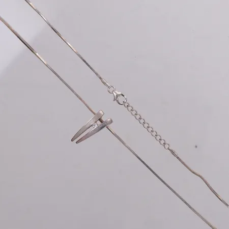 Kedja med hänge, 43,5-46cm, hängets mått: 20x8mm, Guldfynd, 925/1000 silver Vikt: 6,7 g