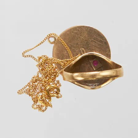 Diverse guld, gravyr, buckliga, 14K Vikt: 6,6 g