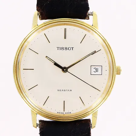 Herrur Tissot, 14K, quartz, Ø34mm, vit urtavla, datum, sekundvisare, sltage på läderband, ej original, 22cm, gravyr, repa på glas, bruttovikt 27,3g, inga tillbehör.