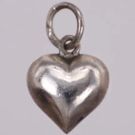 Hänge, hjärta, 20x12mm, otydliga stämplar, silver Vikt: 0,9 g