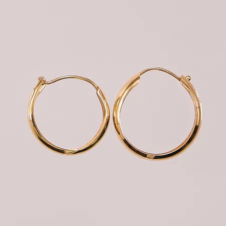 Omaka örhängen, 18K 0,8g.