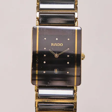 Damur Rado, 24mm, quartz, går ej, repig, naggat glas, färgbortfall, refnr:160.0381.3, serienr:04139993.
