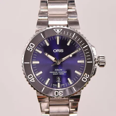Herrur Oris Aquis Date, 43mm, stål, automatisk, ref:7730, serienr:36-45492, blå urtavla, manual, box och ytterkartong.