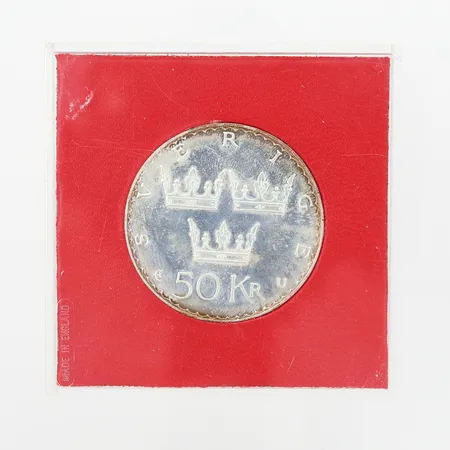 Minnesmynt, "All offentlig makt utgår från folket", 1975, nominellt värde 50kr, plastetui, silver 925/1000 Vikt: 26,8 g