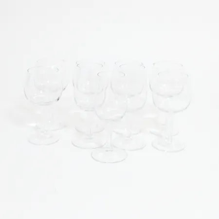 Sex apertiffglas Ø42mm, höjd: 11,5cm, tre likörglas Ø37mm, höjd:12cm,  Bouquet av Signe Persson-Melin, Kosta Boda Skickas med postpaket.