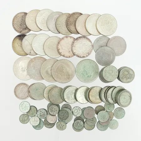 Mynt, Parti blandade Svenska silvermynt, silverhalt 40%, silver 400/1000 Vikt: 698,9 g