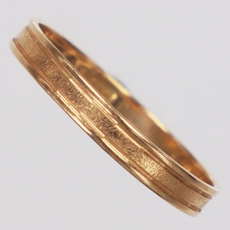 Ring, Wadring-Juvel HB år 1994, stl 19¼, bredd 2,8mm, ograverad, 18K  Vikt: 1,7 g