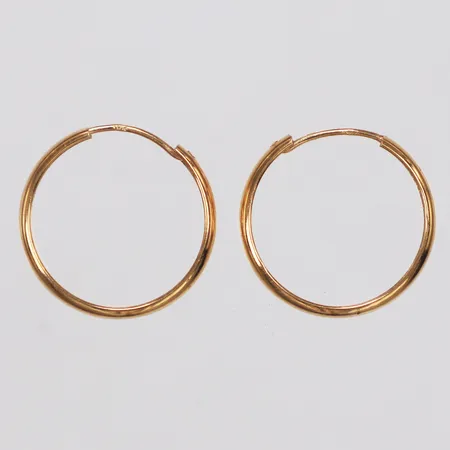 Ett par örhängen, 16mm, 18K  Vikt: 0,7 g