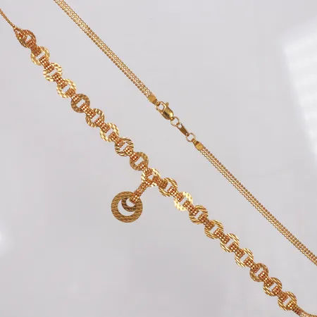 Collier, 41,5cm, bredd 2,8-7,7mm, 21K  Vikt: 12,7 g