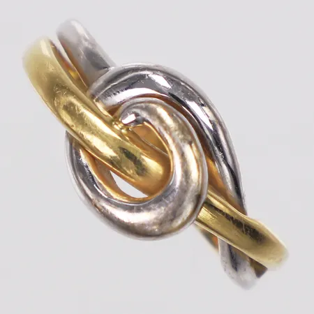 Ring, tvåfärgad, Guldfynd, stl 17, bredd 2,4-10mm, 18K  Vikt: 3,3 g