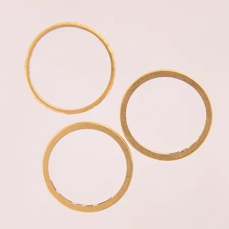 Ringar 3st, graverade, 20K Vikt: 8 g