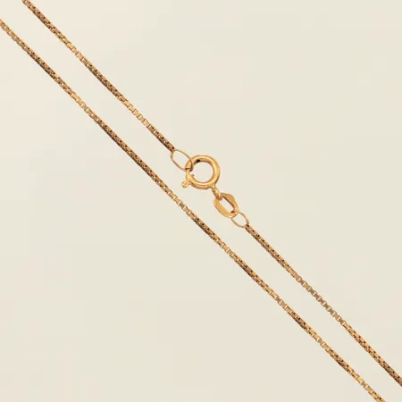 Kedja Venezia, längd 41cm, bredd 0,7mm, 18K Vikt: 2 g