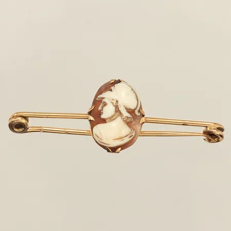 Brosch, Came, längd 55mm, bredd 20mm, 18K Vikt: 5,1 g