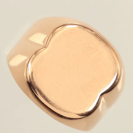 Klackring, stl 19¼, bredd ca 17,4mm, Moskva, 14K Vikt: 7,4 g
