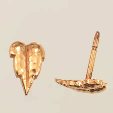 Ett par örhängen, längd 8,6mm, bredd 5,7mm, 18K  Vikt: 0,5 g
