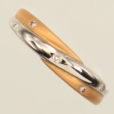 Ring, diamanter 5 x ca 0,001ct, stl 18, bredd 4,9mm, tvåfärgad, Stockholms Stads Arbetsvårdsbyrå, 18K  Vikt: 3,8 g