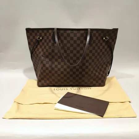 Väska Louis Vuitton, Neverfull, NM GM Damier, N41357, FLO136, rödrandigt tygfoder, detaljer i skinn, slitage på läder, detaljer i gulmetall, 39 x 32 x 19 cm, kvitto från Birger Jarlsgatan 2016, dustbag