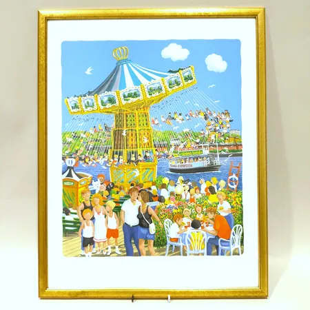 Tavla Gröna Lund, Bert Håge Häverö, (1932-2014) färglitografi, bildmått 57cm x 44cm, signerad 145-360 gröna lund 2000, inramad i förgylld träram, personlig dedikation a tergo Skickas med postpaket.
