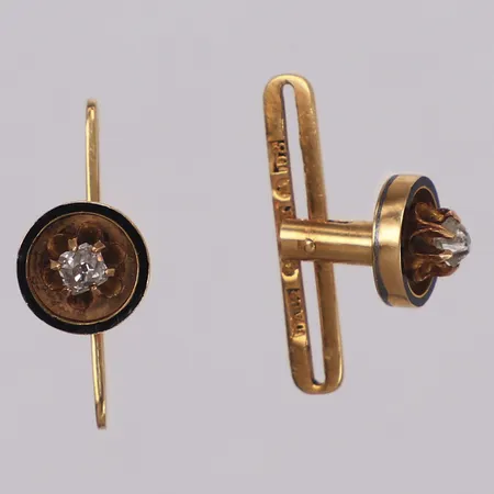 Skjortknappar med 2 oregelbundet slipade diamanter, Ø7,7mm,   18K  Vikt: 3,2 g