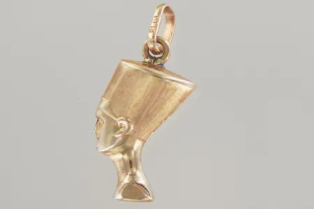 Hänge, längd 2,5 cm, 18K Vikt: 1,5 g