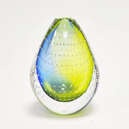 Vas Orrefors Expo, Erika Lagerbielke, höjd 15,5cm, numrerad 5143-21 150, signerad, etikettmärkt, glas. 
