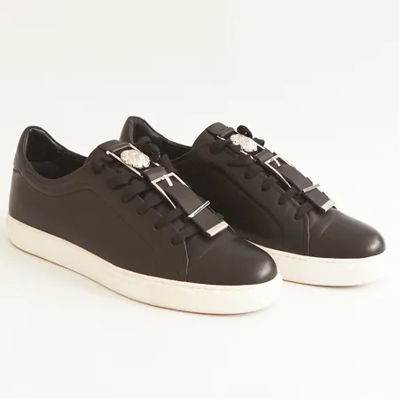 Skor, Versace Jeans Couture, Versus Silver Buckle Low Top Leather Black Trainer, stl: 43, skoblock plast/metall, kartong ej original, sparsamt använda