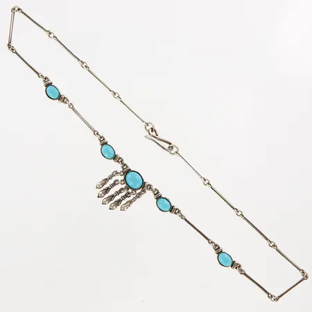 Collier med turkosa stenar, ca 46cm, bredd ca 1,5-27mm, 925/1000 Silver Vikt: 15,8 g