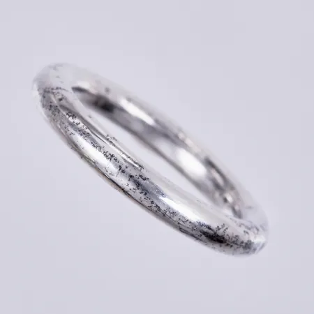 Ring, stl: ca 19¼, bredd: ca 3,5mm, 925/1000 silver  Vikt: 7,7 g