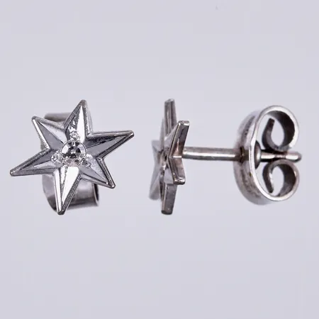 Ett par örhängen med diamanter ca 2x0,02ct åttkantslipade, längd: ca 1cm, bredd: ca 7mm, vitguld, 18K  Vikt: 1,6 g