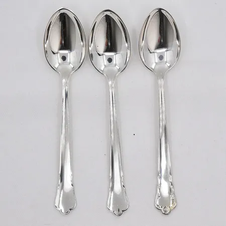 2 kaffeskedar, modell Chippendale, 12cm, 1 kaffesked modell Ingrid, 12cm, GAB, silver Vikt: 41 g