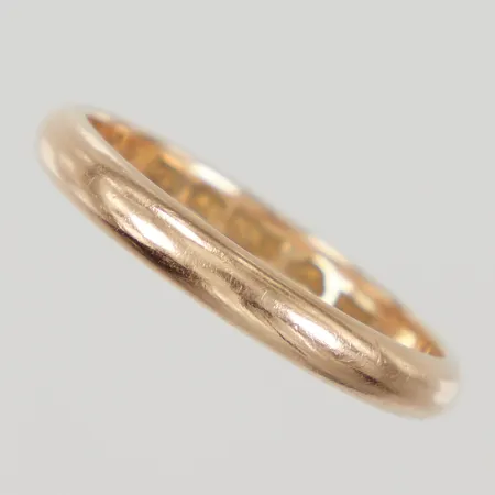Ring, stl 20½, bredd 3,3mm, gravyr, 18K,  Vikt: 4,7 g