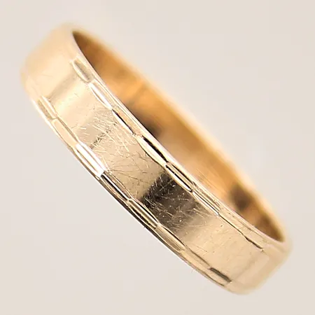 Ring, stl 17, bredd 4mm, SCH, 9K Vikt: 2,2 g