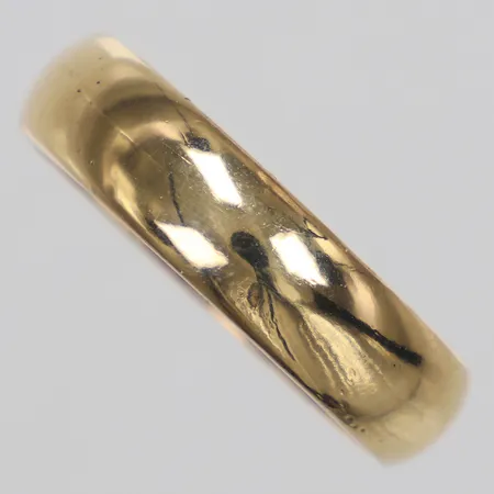 Ring, slät, stl 21, bredd 6,1mm, ograverad, repa, 14K  Vikt: 9,2 g