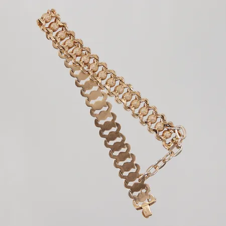 Armband, 19cm, bredd 11,1mm, säkerhetskedja oädel metall, 18K, Bruttovikt: 16,5g.