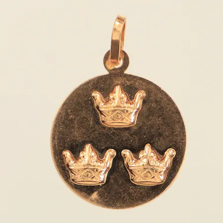 Hänge Tre kronor, längd 26,5mm inklusive ögla, bredd 18mm, 18K  Vikt: 2 g
