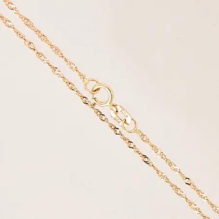 Collier Singapore, längd 45cm, bredd 1mm, GHA, 18K  Vikt: 1,3 g