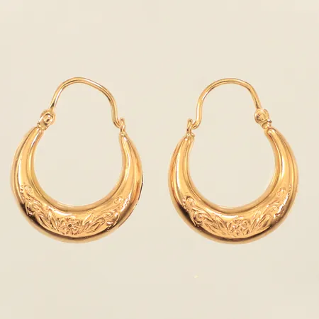 Ett par örhängen creoler, längd 21,8mm, bredd 17,3mm, Alton Falköping, 18K  Vikt: 2,4 g