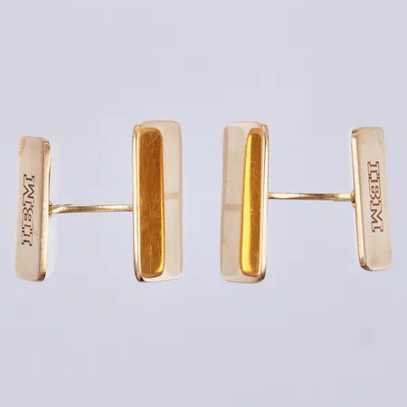 Ett par manschettknappar, längd: ca 2,8cm, bredd: ca 12mm, 18K Vikt: 13,9 g