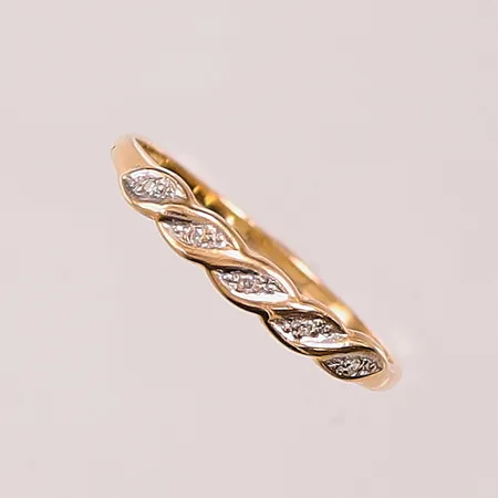 Ring, diamanter 5x ca 0,0025ct, Ø18½, bredd:3mm, 18K 1,3g.