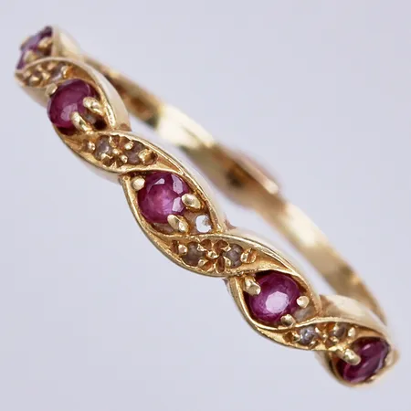 Ring med stenar, sten saknas, stl: 19, bredd ca 1-4mm, 18K Vikt: 2,2 g