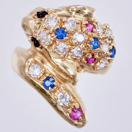 Ring med stenar stl: 17½, bredd ca 22mm, 18K Vikt: 6,2 g