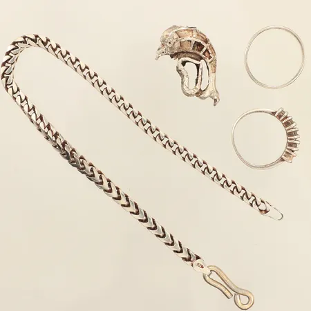 Diverse silver, stenar, skadat, defekt, 925/1000 silver  Vikt: 20,6 g