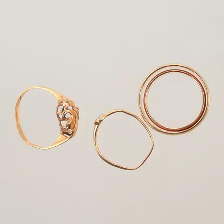 Ringar, defekt/gravyr, 18K Vikt: 12,9 g