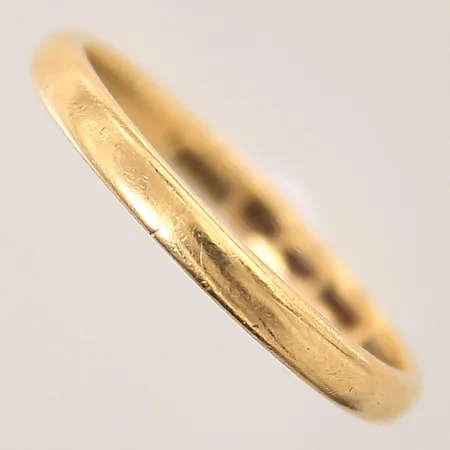 Ring, slät, stl 20, bredd 2,6mm, 20K Vikt: 3,4 g