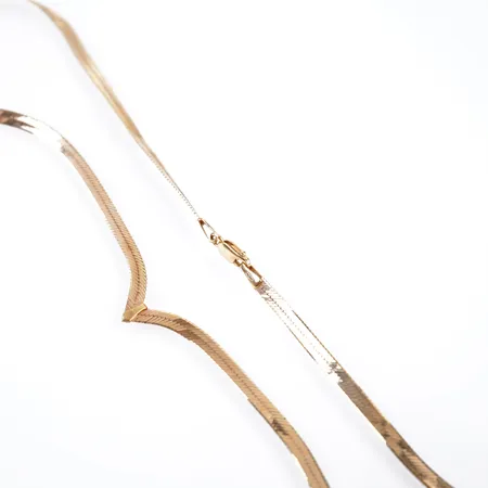 Collier, 42cm, bredd 3,5mm, 18k Vikt: 7,3 g
