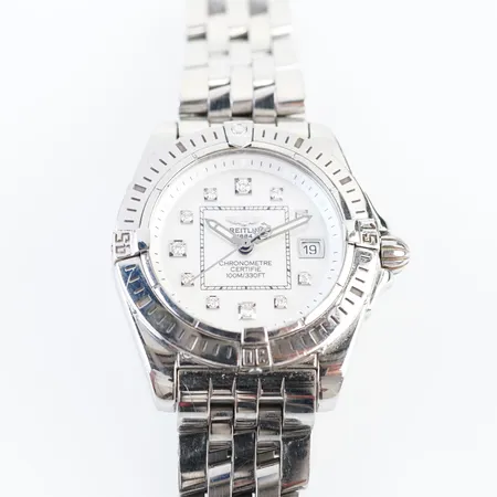 Damur Breitling Cockpit Lady ref: A71356, serie nr: 1037653, 32mm, pärlemo tavla med diamanter, quartz,  inga tillbehör